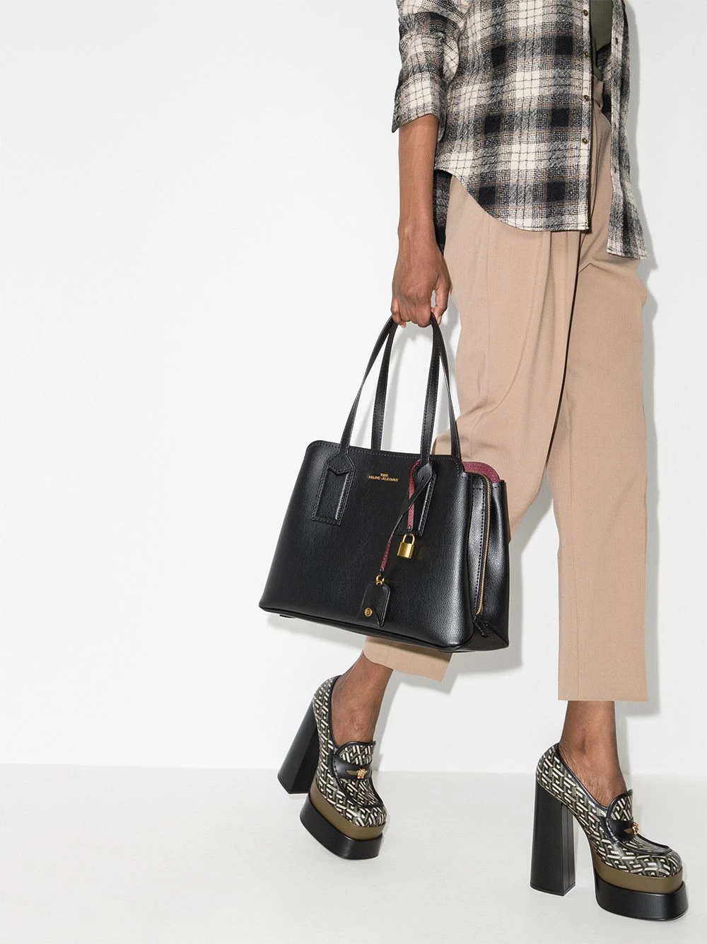 Hot Sale ✨ Marc Jacobs Editor 38 shoulder bag ❤️ 4 Marc Jacobs Editor 38 shoulder bag